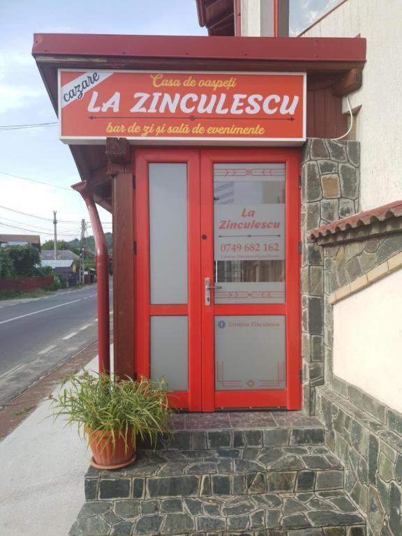 Отель La Zinculescu Albestii Paminteni Экстерьер фото